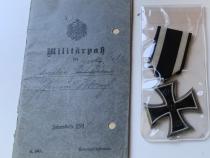 Militärpass mit Medaillen von Johannes © Nachkommen
