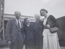Gert, Marian, Wally, Dodo 1954 in München. Bild: Familienbesitz