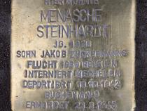 Stolperstein für Menasche Steinhardt.