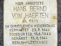 Stolperstein für Hans Bernd von Haeften  © OTFW