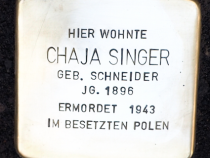 Stolperstein für Chaja Singer (© Bernd Surk)