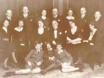 Familie Basch: Sigismund Basch (2. Reihe, vierter von links). Copyright: Barbara Loftus