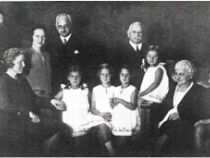 Familie Hirsch 1928 (Bild: Stolpersteine-Initiative Stuttgart)