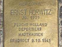 Stolperstein für Ernst Horwitz.