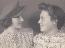 Marga Mannheimer (links) und ihre Schwester Erika