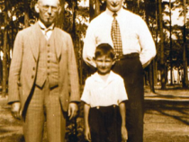 Prof. Nellhaus, Alex und Hans Radziejewski 1930 Bild: Fotos von Rudi Leavor, einem Freund von Hans Radziejewski, Erwine war Rudis jüngere Schwester