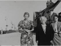Berta Feldmann geb. Lindheimer, Sophie und Ruth Feldmann, 1937 Italien, v.l.n.r., Privatbesitz