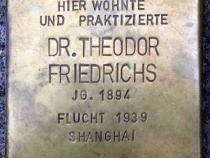 Stolperstein für Dr. Theodor Friedrichs