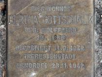 Stolperstein für Bertha Gottschalk.