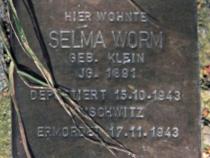 Stolperstein für Selma Worm.