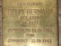 Stolperstein für Betty Hermann.