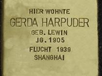 Stolperstein für Gerda Haupuder, Foto: H.J. Hupka